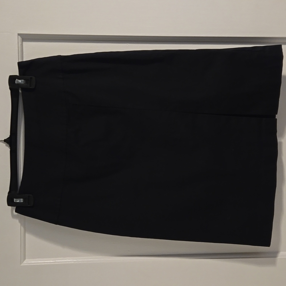 Banana Republic Size 2 Black Pencil Skirt